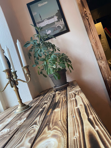 Caspiers , caféen i Haslev - Haslev