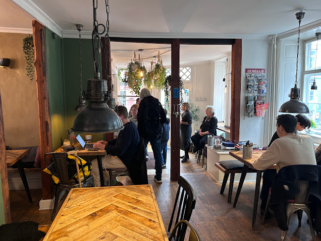 Opinii despre Buzz Kaffebar în København - Gastronomi og hotelvirksomhed