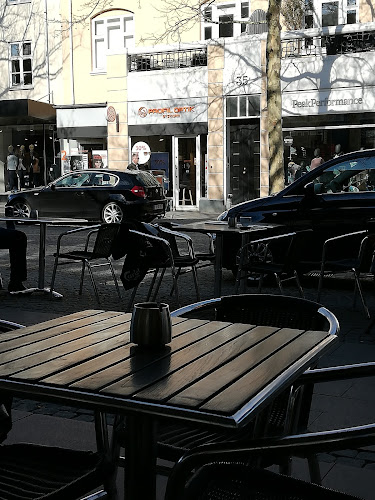 Cafe Amalie Lyngby - Gastronomi og hotelvirksomhed