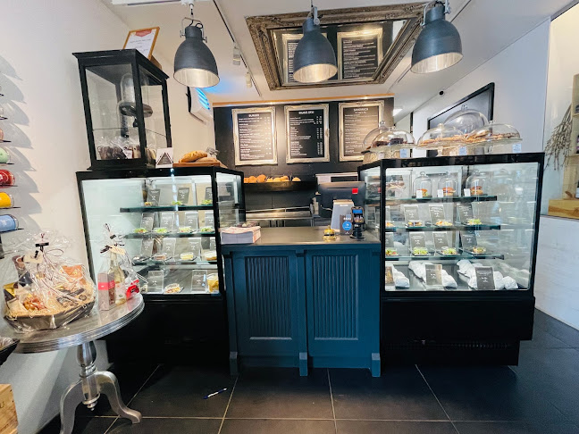 Comentarii opinii despre MUMS