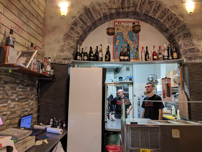 Pizzeria Scamorza - København