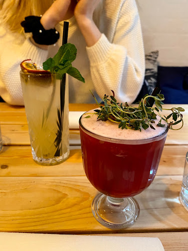 Comentarii opinii despre WHY Food and Cocktails