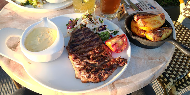 Viggo Kampmanns Plads 5, 2300 København