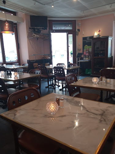 Comentarii opinii despre Cafe Oscar