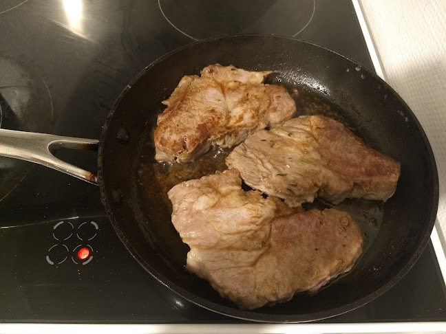 Comentarii opinii despre Den Gyldne Kylling