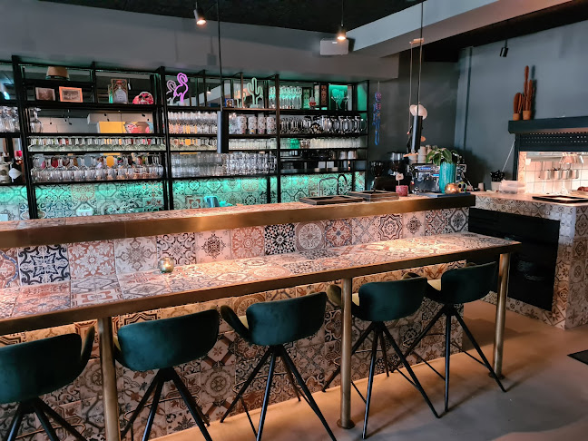 Restaurant Menéndez - Gastronomi og hotelvirksomhed