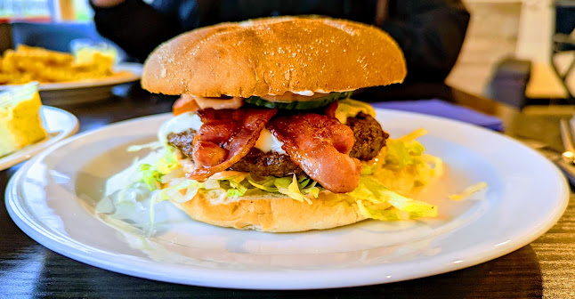 Opinii despre Center Pizza & Grill House în Høng - Gastronomi og hotelvirksomhed