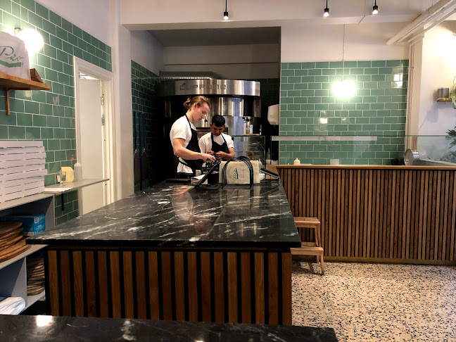 Opinii despre Pico Pizza Nørrebro în Bispebjerg - Gastronomi og hotelvirksomhed
