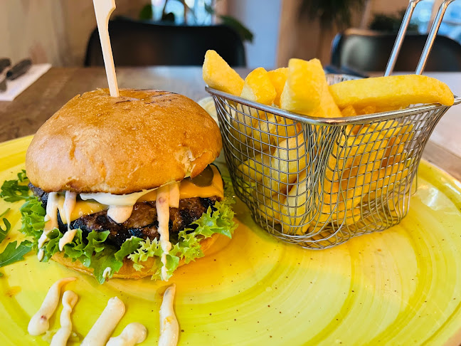 Albaniensgade 6, 2300 København