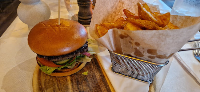 La Siesta - Gastronomi og hotelvirksomhed