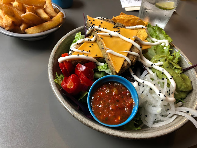 Comentarii opinii despre Halifax