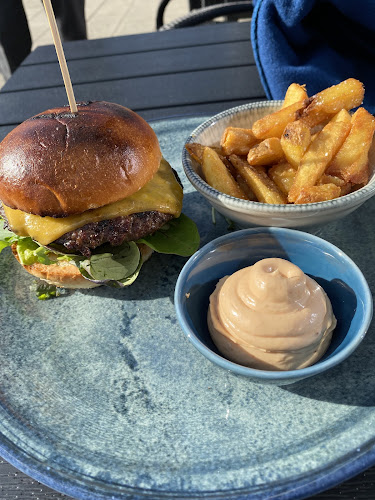 Comentarii opinii despre Valens Cafe & Restaurant