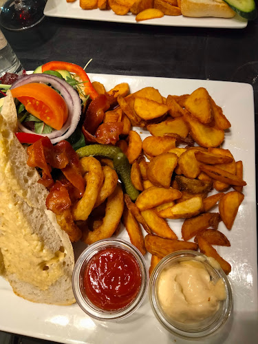 VISA Cafe - Brasserie