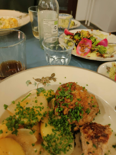 Madro - Gastronomi og hotelvirksomhed