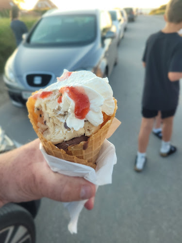 Isbaren Liseleje vaffelbageri minigolf - Gastronomi og hotelvirksomhed