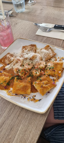 Opinii despre Torve-Hallen în Sønderborg - Gastronomi og hotelvirksomhed