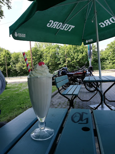 Sallie’s Restaurant & Snack Bar - Albertslund