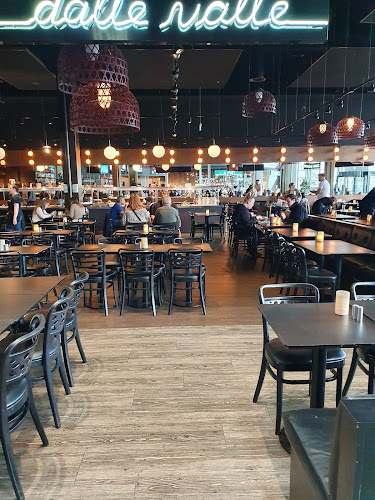 Dalle Valle - Gastronomi og hotelvirksomhed