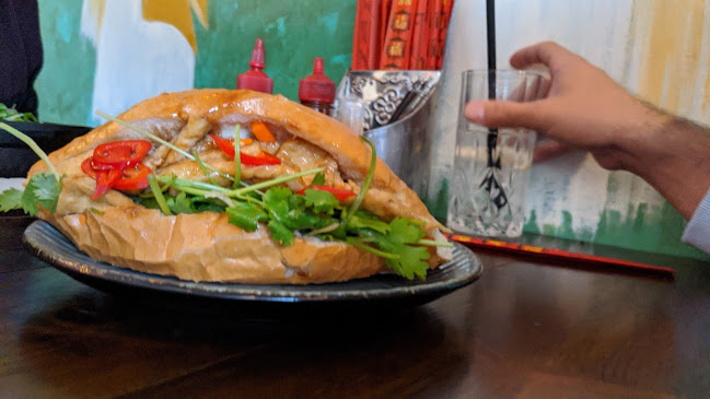 Me - Mother's Street Food - Gastronomi og hotelvirksomhed