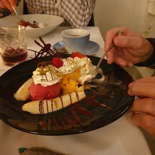 Den Gamle Grænsekro - Gastronomi og hotelvirksomhed