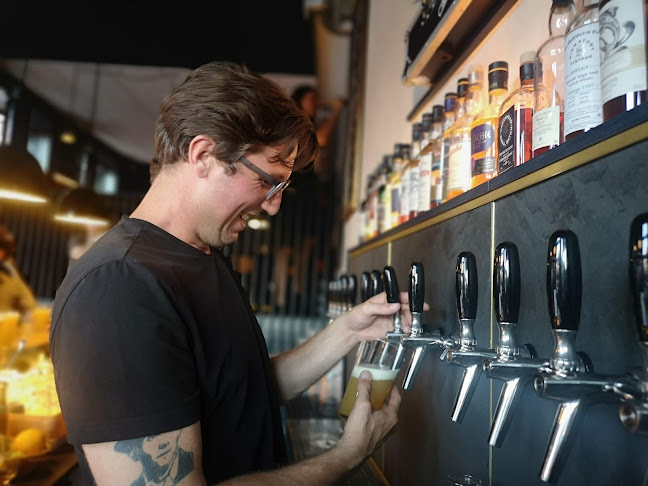 Comentarii opinii despre Blue Raven