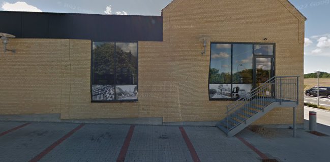 Ostrowski Anne-Marie