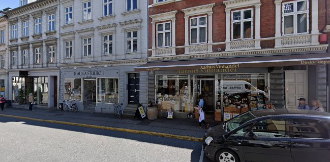 Opinii despre Aarhus Vinhandel în Aarhus - Gastronomi og hotelvirksomhed