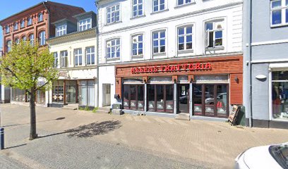 Happy Café og Steakhouse