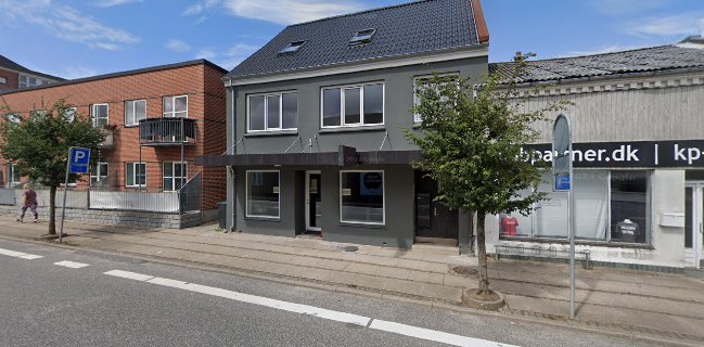 Milanos Pizza & Grill