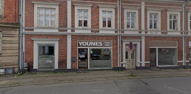 Younes Grill & Pizza