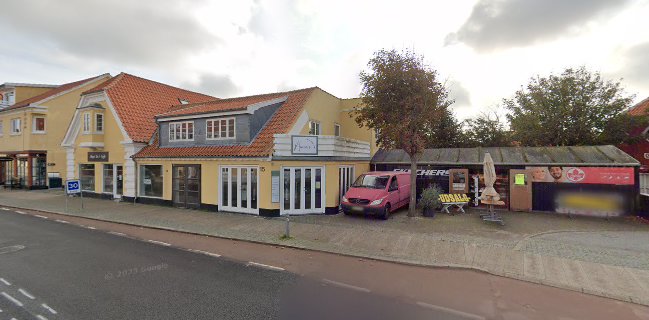 Nana's Is- og Kaffebar Østerby