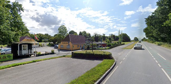 Genner Hoel Pandekagehus og Camping