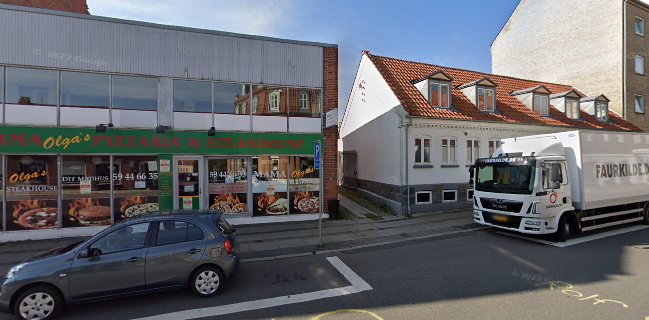 Mama Olga's Pizzaria & Steakhouse