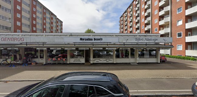 Vin & Tobak v/Mohammad Adnan Dad