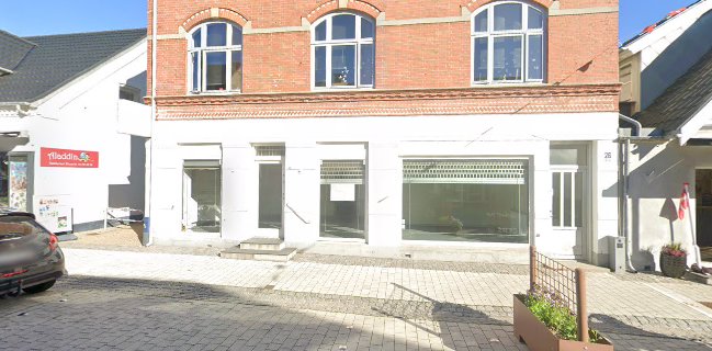 Aladdin Restaurant & Pizzaria - Gastronomi og hotelvirksomhed