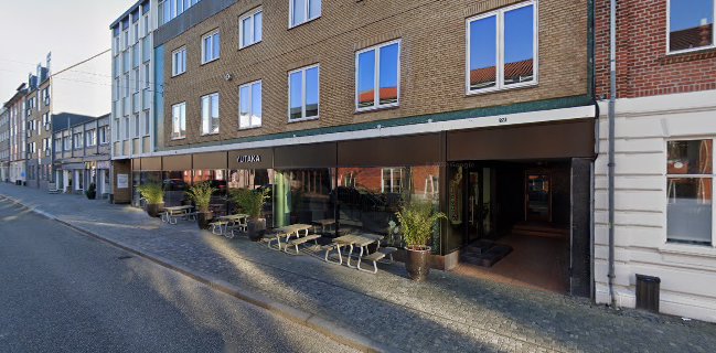 Yutaka Spisehus & Take away