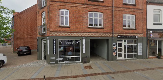 Markus Pita & Burger