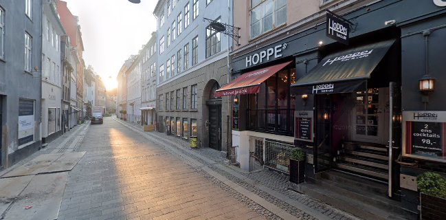 Opinii despre Hoppes Café & Bar în København - Gastronomi og hotelvirksomhed